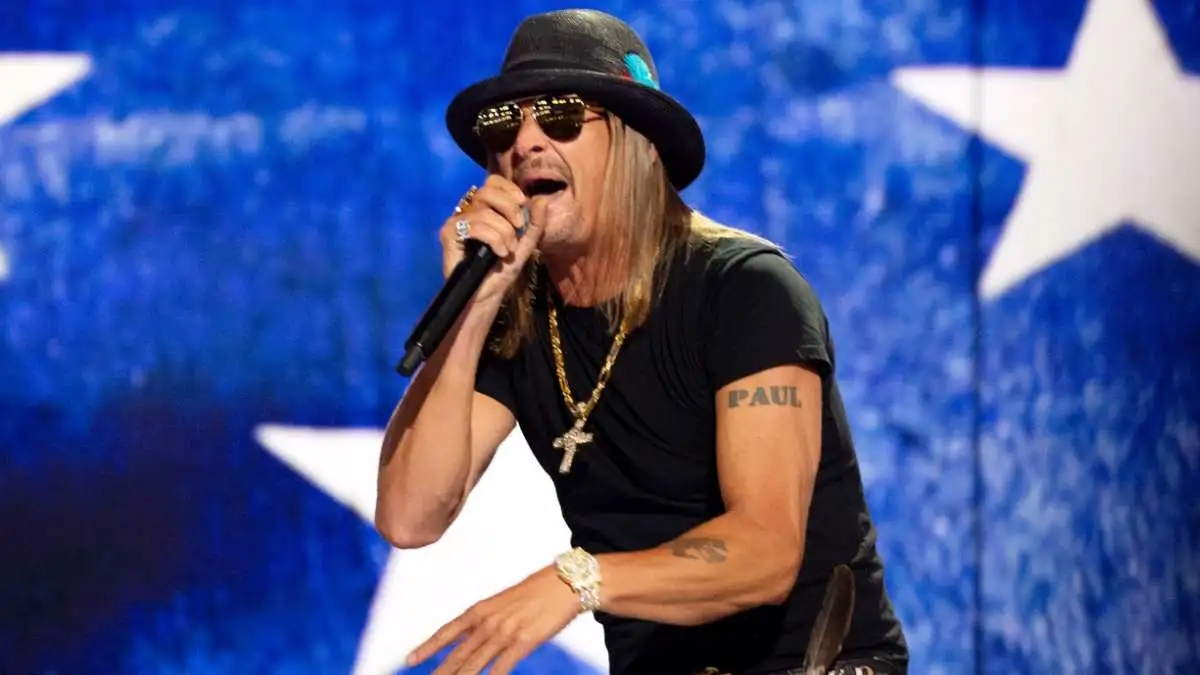 Kid Rock Walks Off Stage