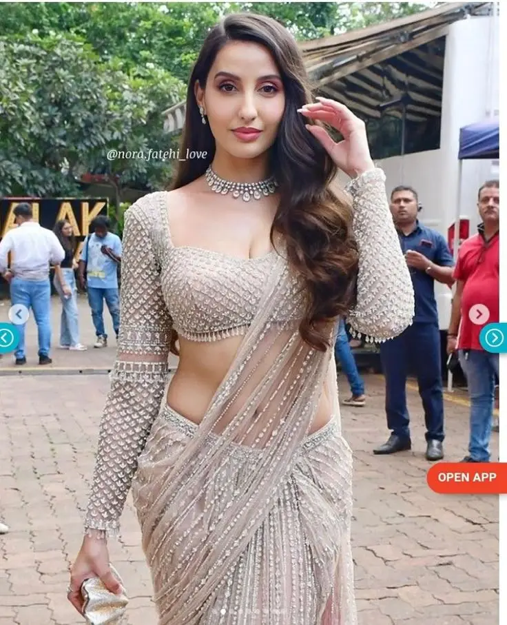 Hottest Bollywood Actresses on Instagram 2025